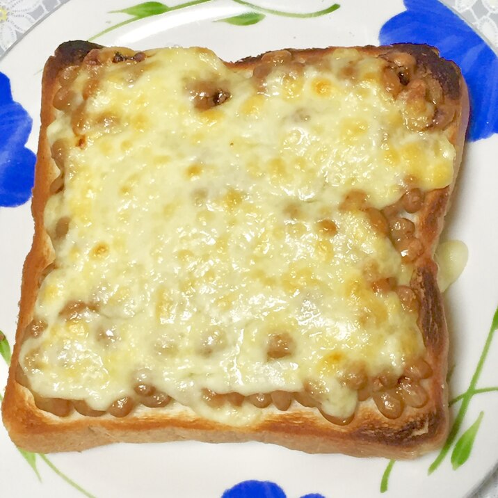 納豆チーズパン